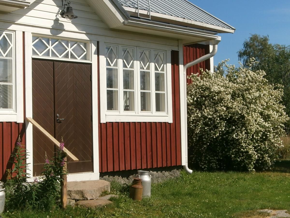 Фермерские дома Old Farmhouse Wanha Tupa Кристийнанкаупунки-48